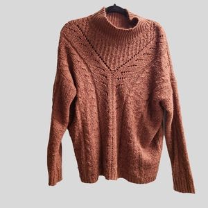 Lovely pattern knit sweater